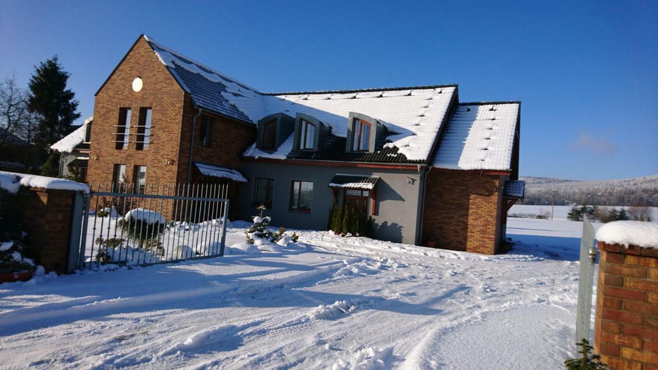 Vila Lipa Nový Bor المظهر الخارجي الصورة