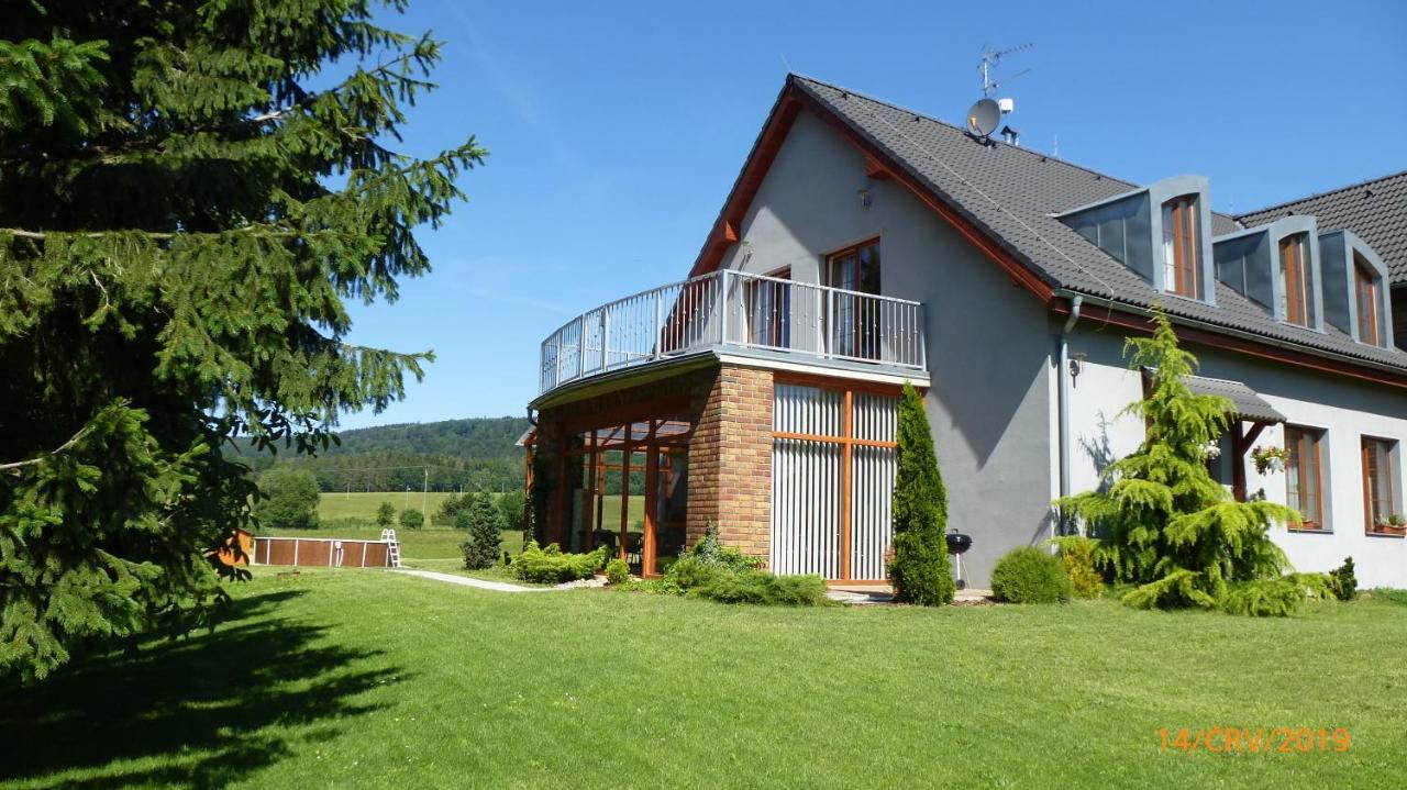 Vila Lipa Nový Bor المظهر الخارجي الصورة